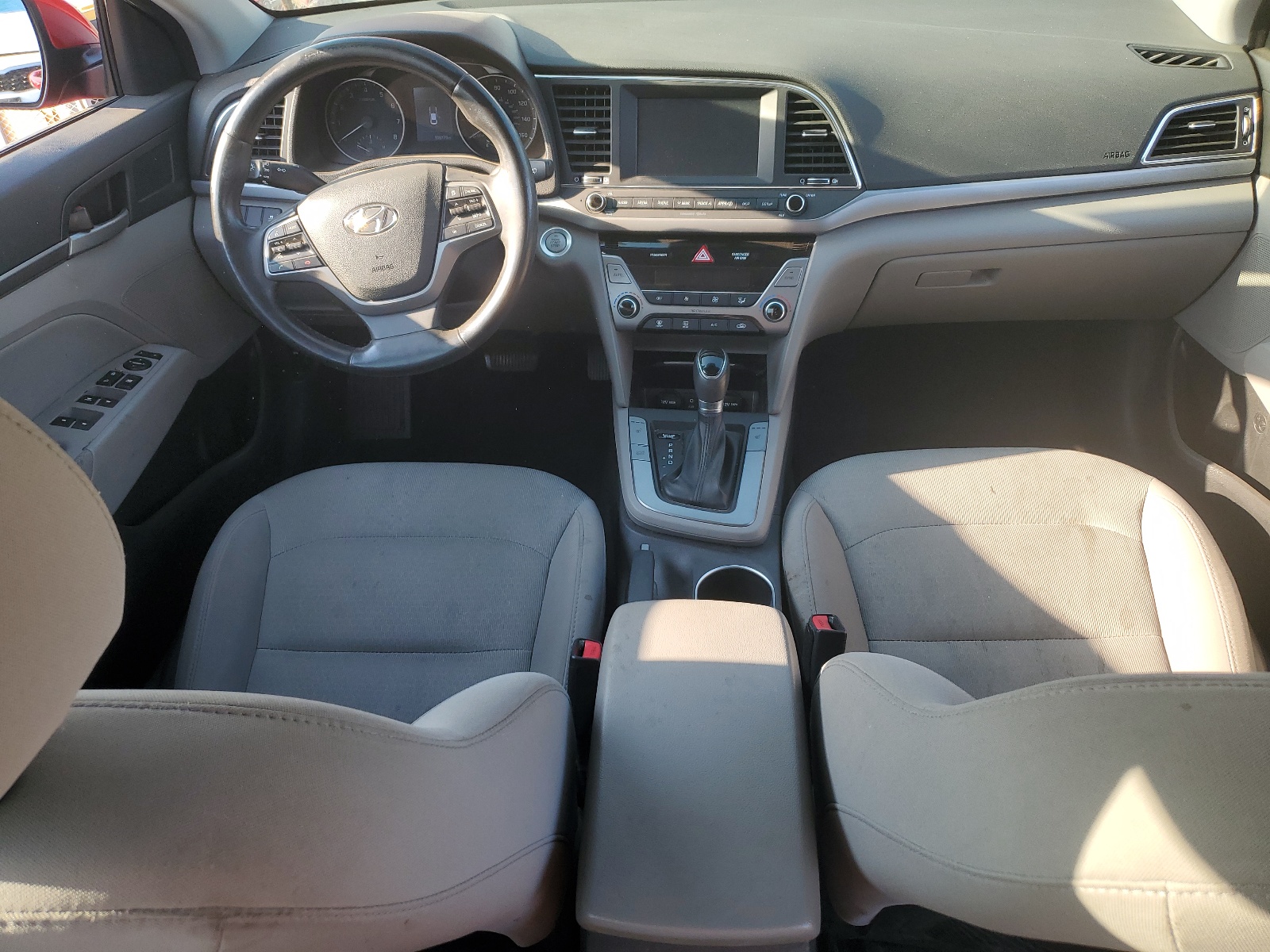 5NPD84LF3JH218052 2018 Hyundai Elantra Sel