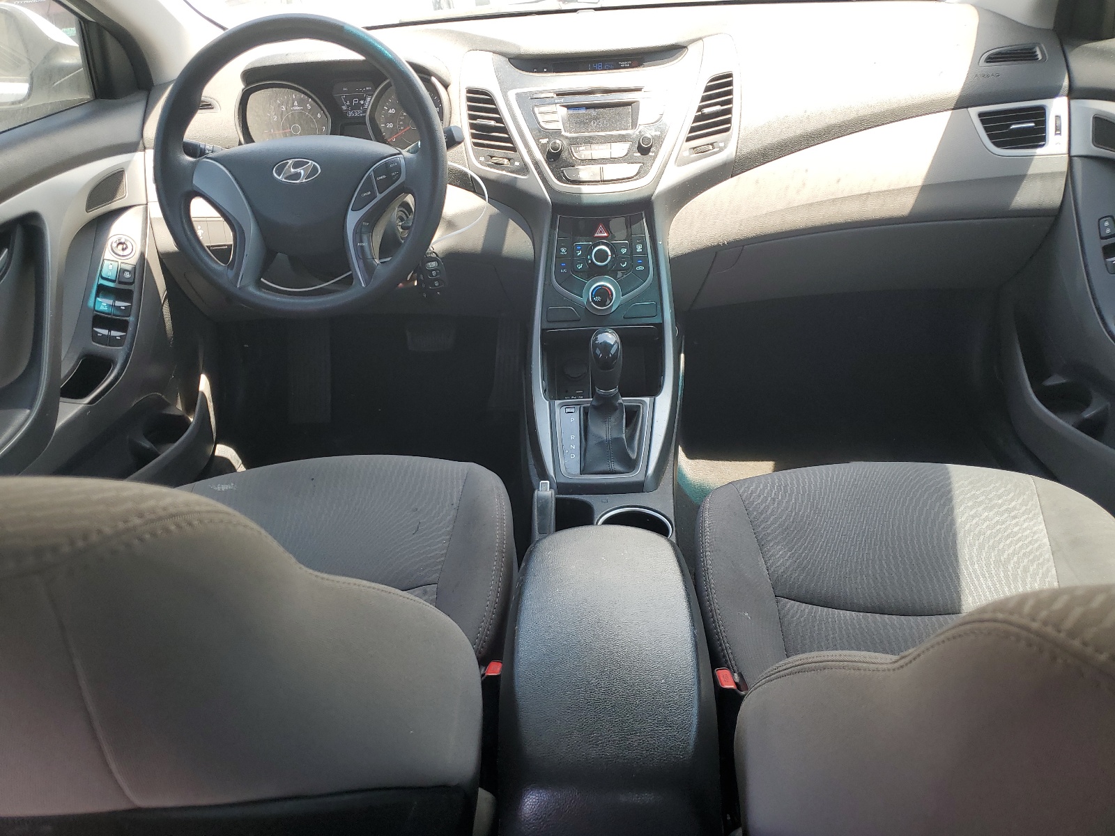 5NPDH4AE3GH734513 2016 Hyundai Elantra Se