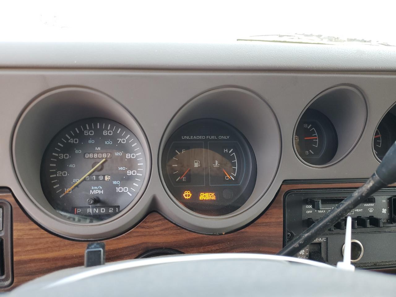 1997 Dodge Ram Wagon B3500 VIN: 2B5WB35Z2VK520812 Lot: 67384704