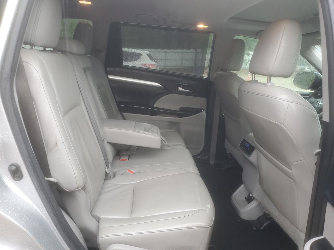 2015 Toyota Highlander Xle VIN: 5TDJKRFH1FS221189 Lot: 66538684