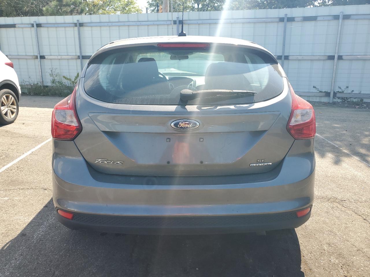 1FAHP3K26CL465440 2012 Ford Focus Se