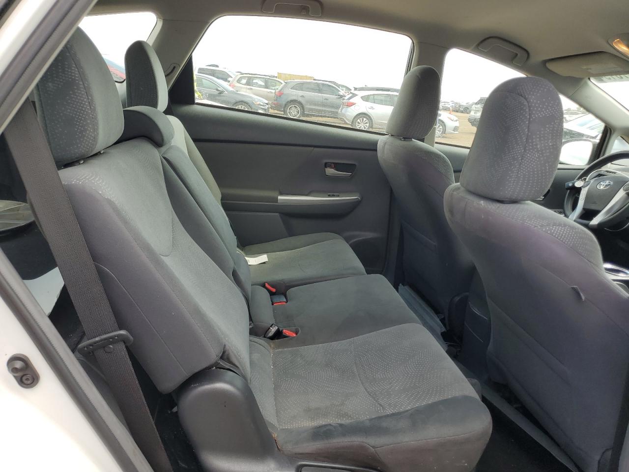 JTDZN3EU8C3017718 2012 Toyota Prius V