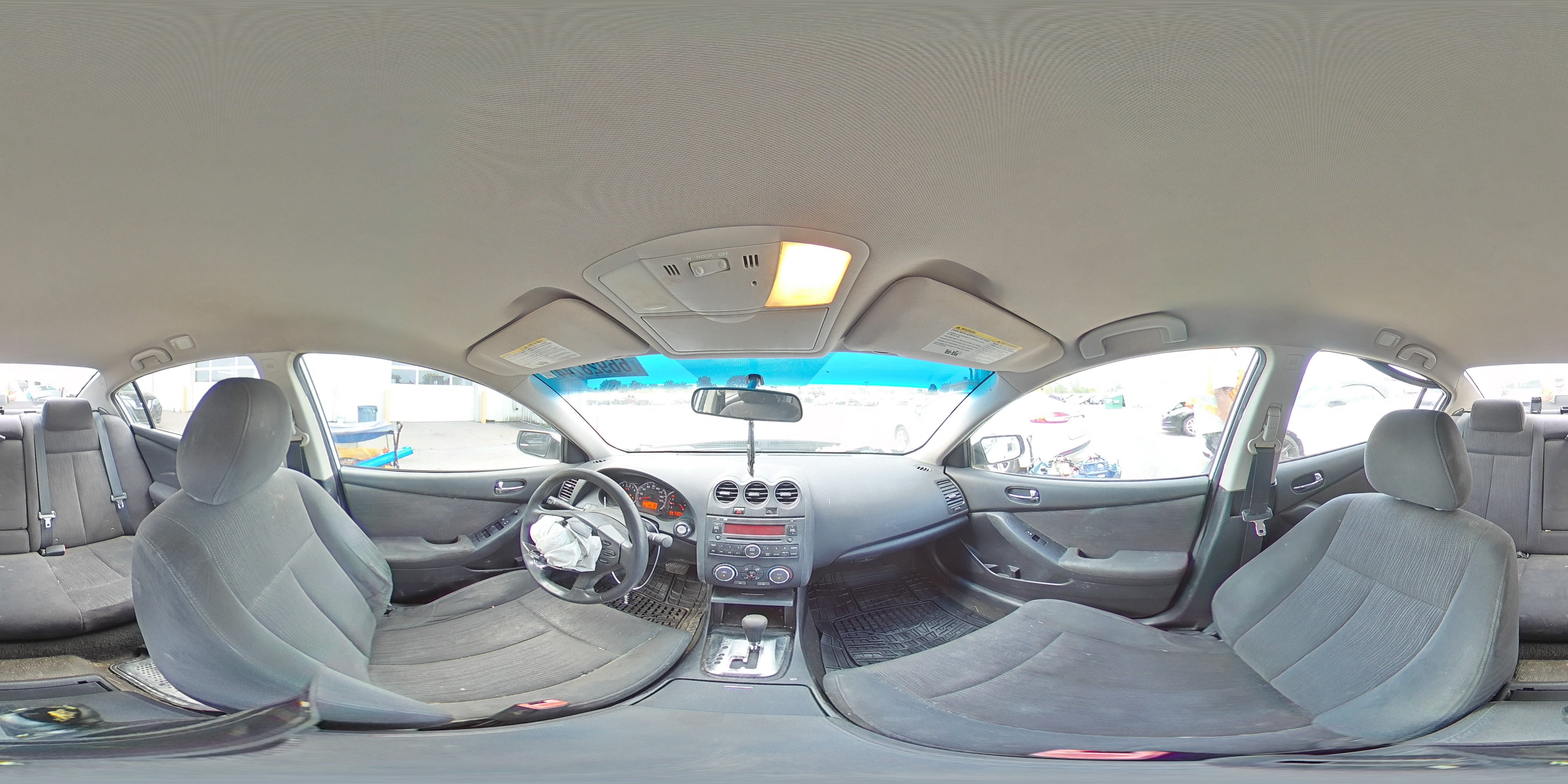 2010 Nissan Altima - Image 13