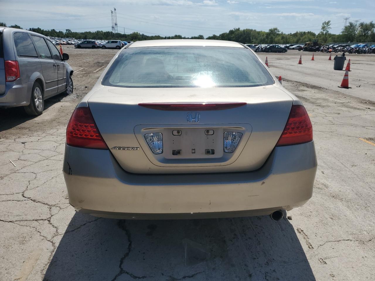 1HGCM56157A134135 2007 Honda Accord Value