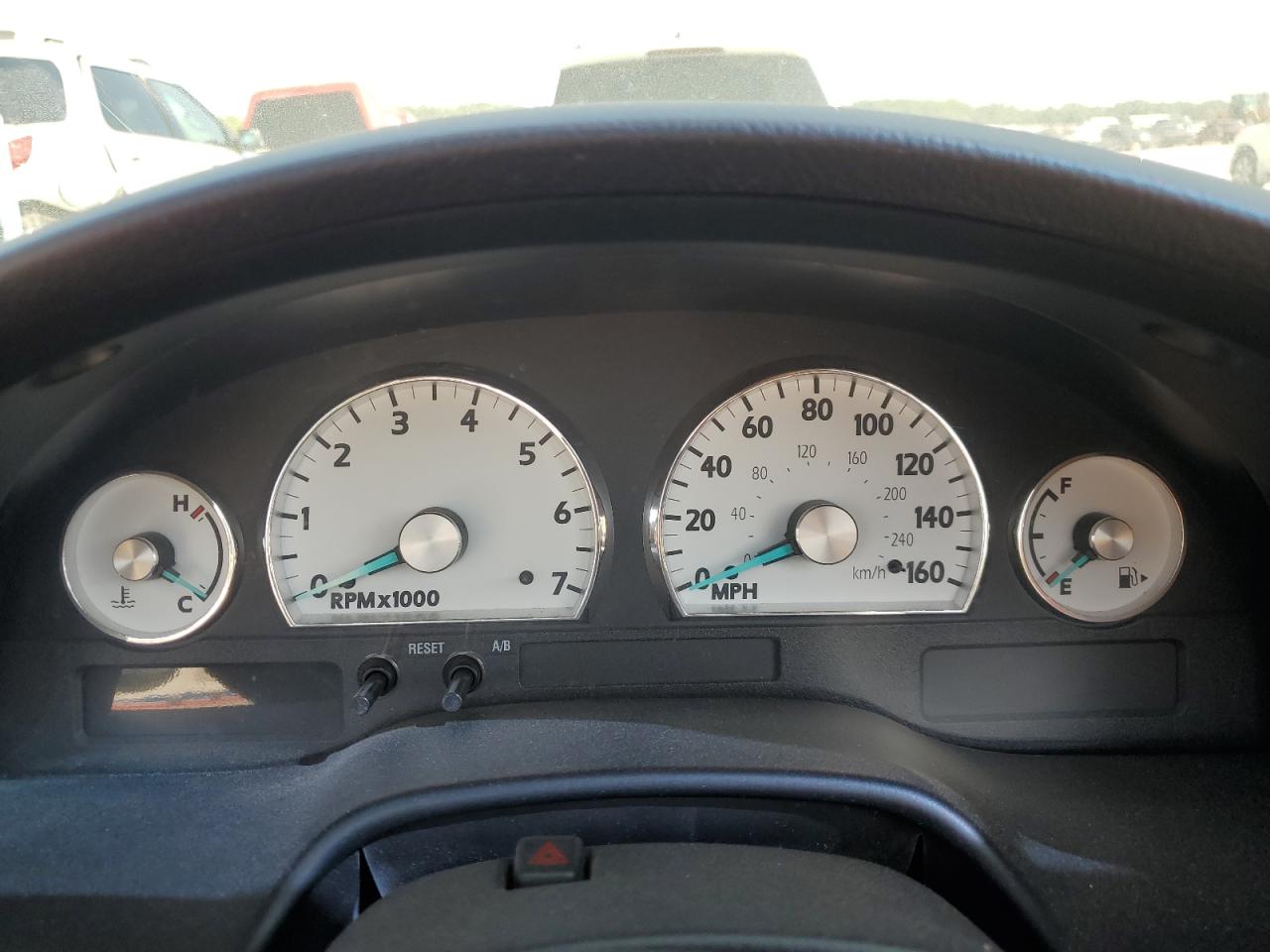 2003 Ford Thunderbird VIN: 1FAHP60AX3Y100435 Lot: 67019654