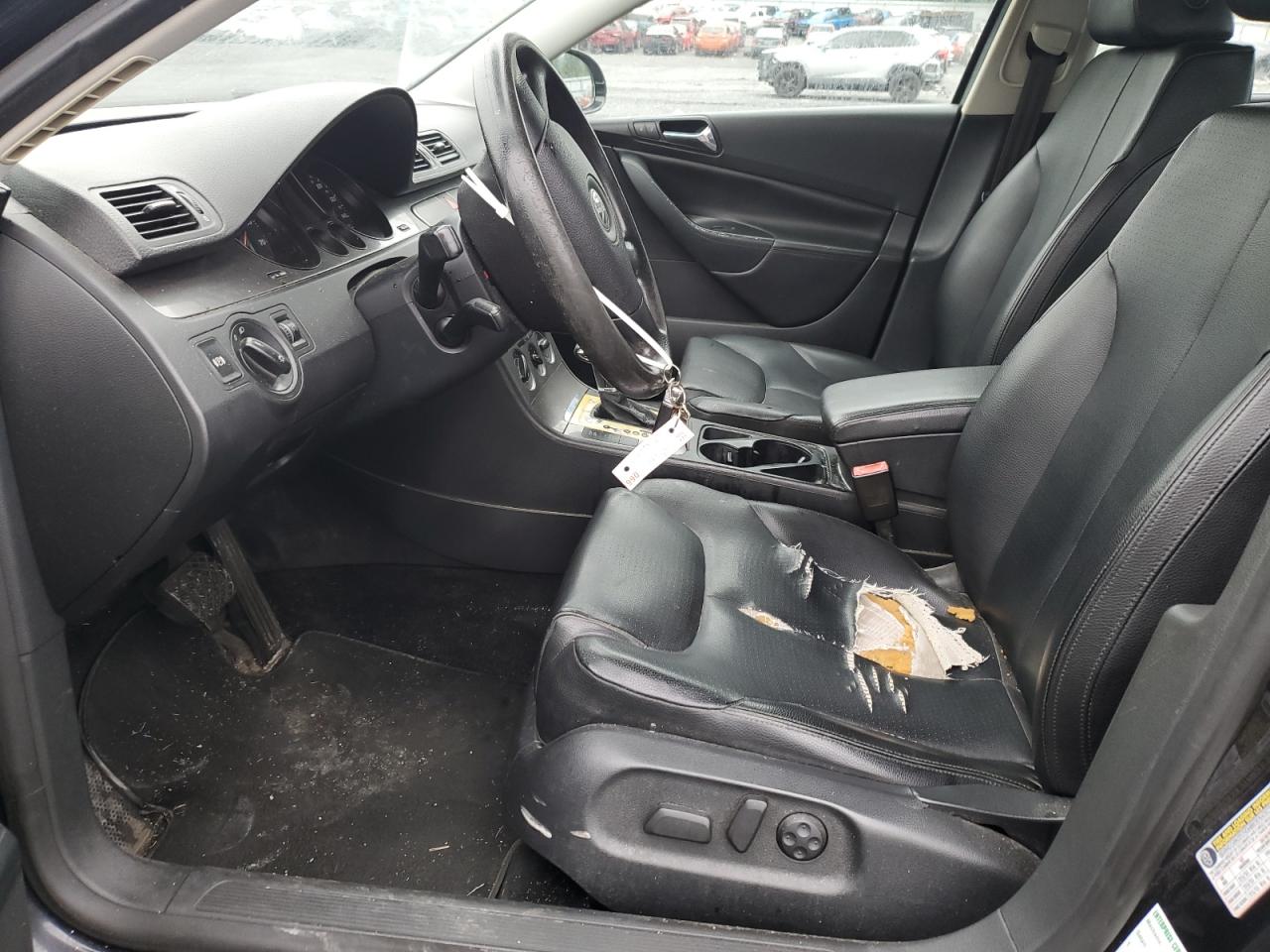 2008 Volkswagen Passat Turbo VIN: WVWJK73C48P067393 Lot: 66849494