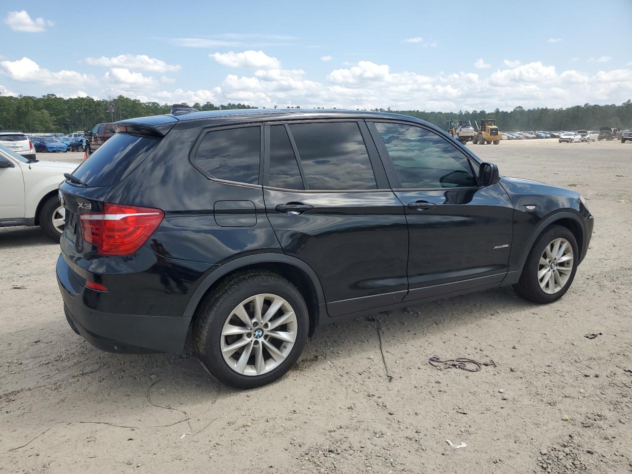 VIN 5UXWX9C57E0D24167 2014 BMW X3 no.3