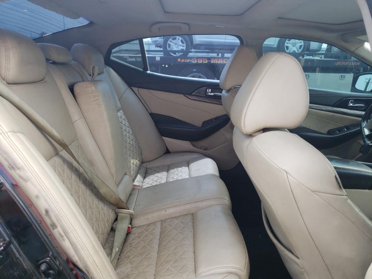 2016 Nissan Maxima - Image 10