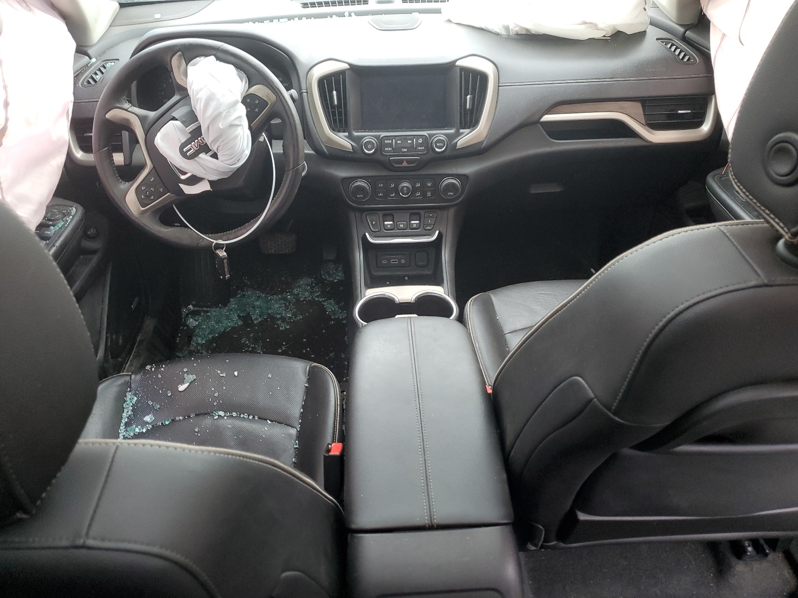 3GKALXEXXJL261462 2018 GMC Terrain Denali