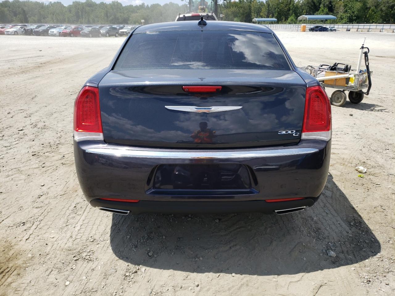 2017 Chrysler 300C VIN: 2C3CCAEG5HH549964 Lot: 68100254