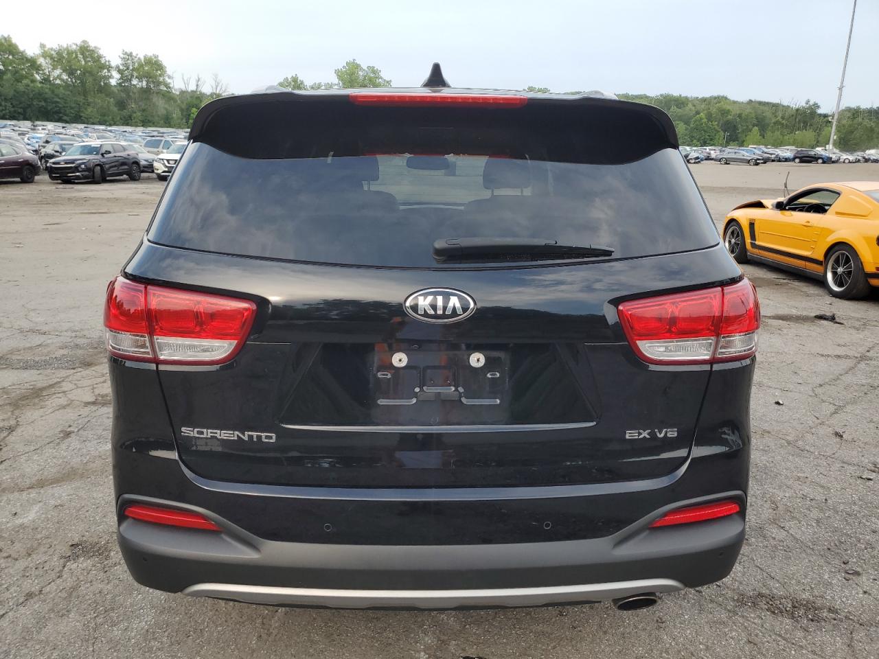 2018 Kia Sorento Ex VIN: 5XYPHDA58JG394464 Lot: 65758074