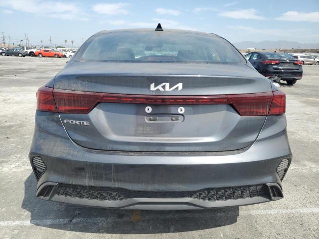 3KPF24AD1NE458867 Kia Forte FE 6