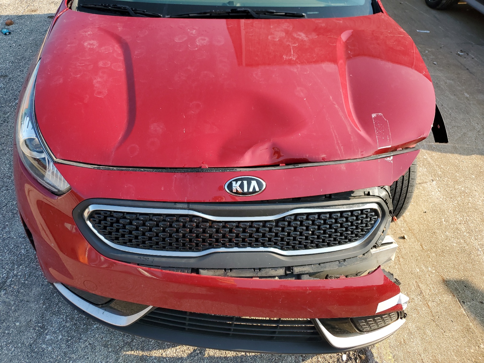 KNDCB3LCXJ5123906 2018 Kia Niro Fe