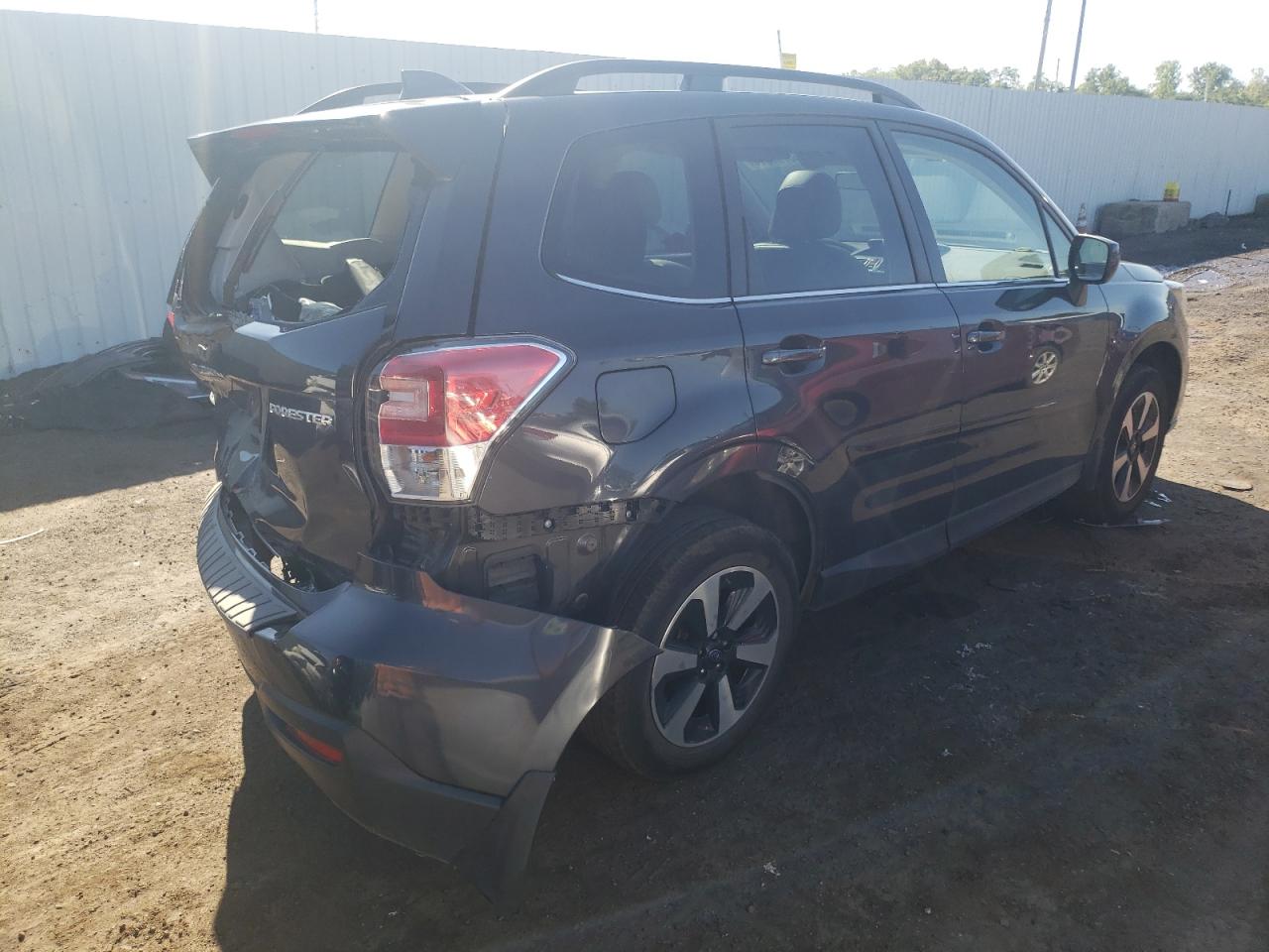 2018 Subaru Forester 2.5I Limited VIN: JF2SJARCXJH539013 Lot: 66737314