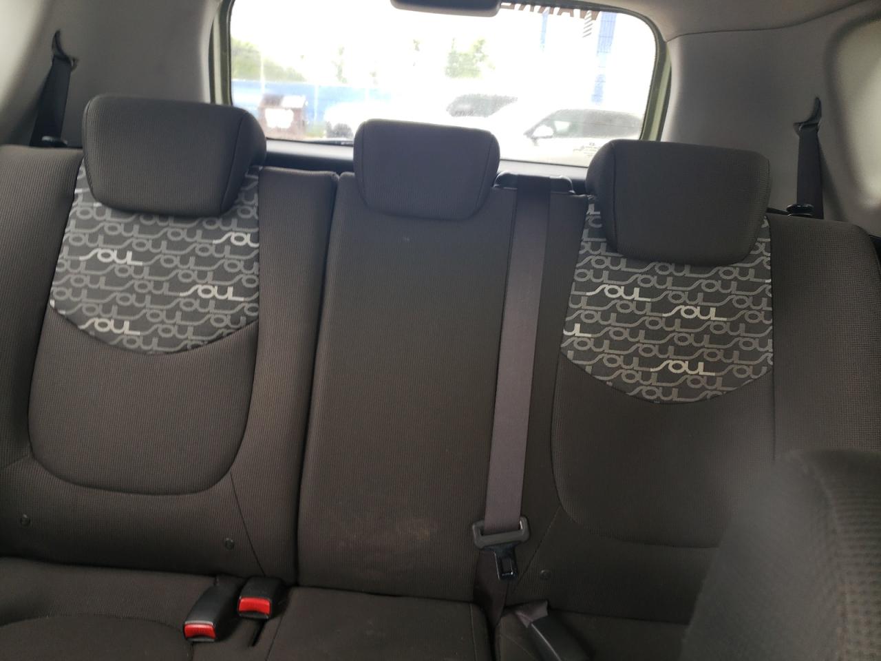 2010 Kia Soul + VIN: KNDJT2A25A7065703 Lot: 66973844