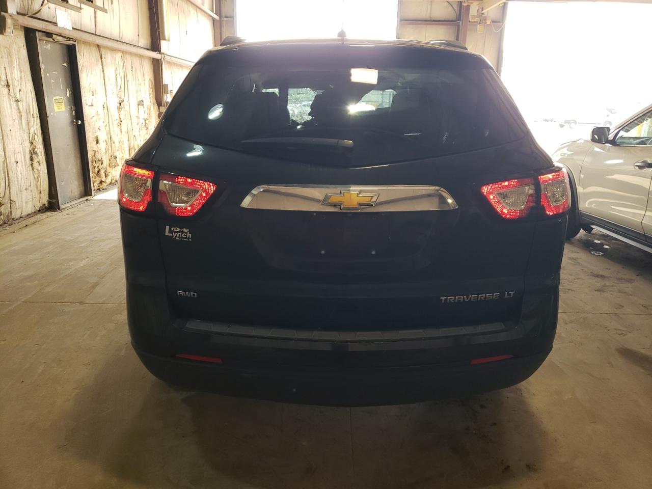 1GNKVHKD5EJ333571 2014 Chevrolet Traverse Lt