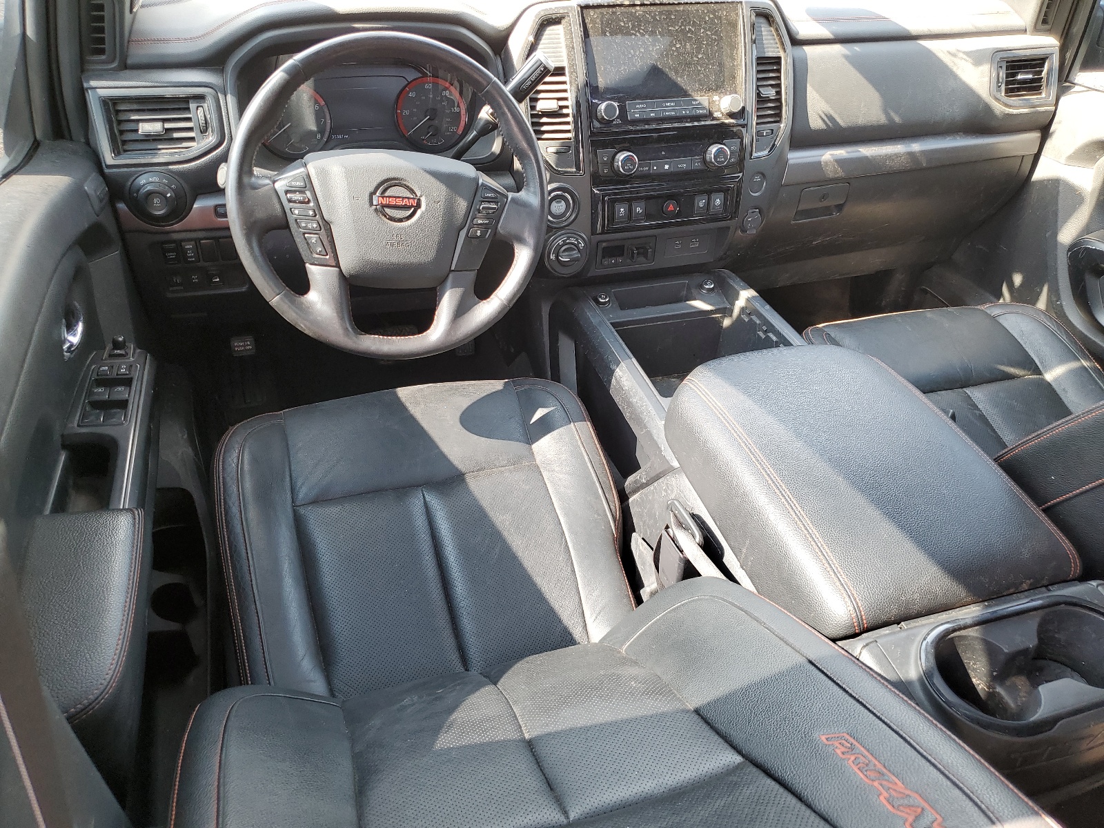 1N6AA1ED5MN531798 2021 Nissan Titan Sv