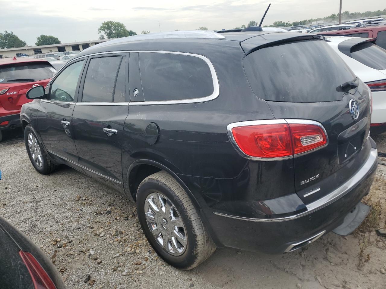 5GAKVCKD8HJ182162 2017 BUICK ENCLAVE - Image 2