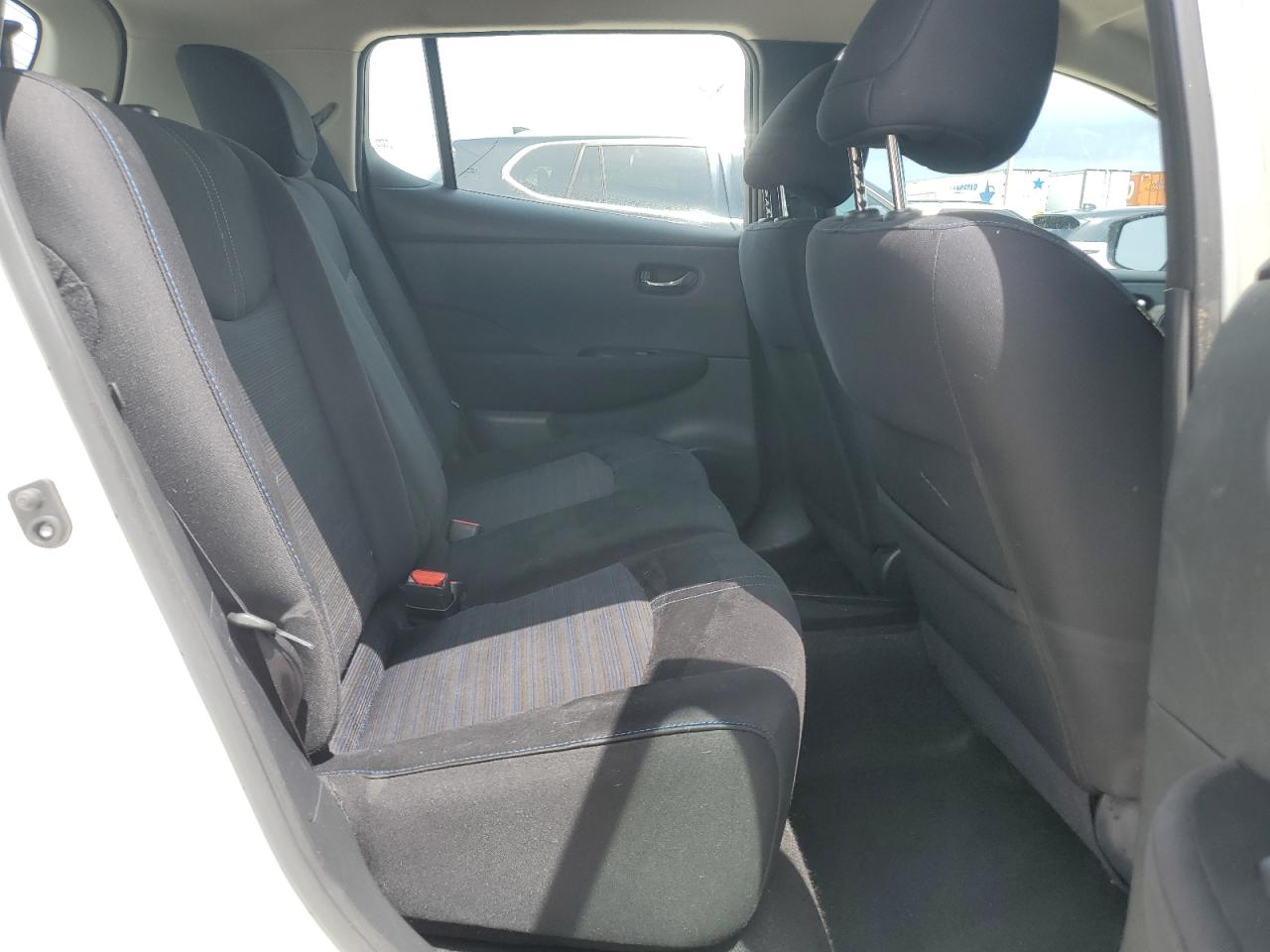 2018 Nissan Leaf S VIN: 1N4AZ1CP3JC301652 Lot: 67065504