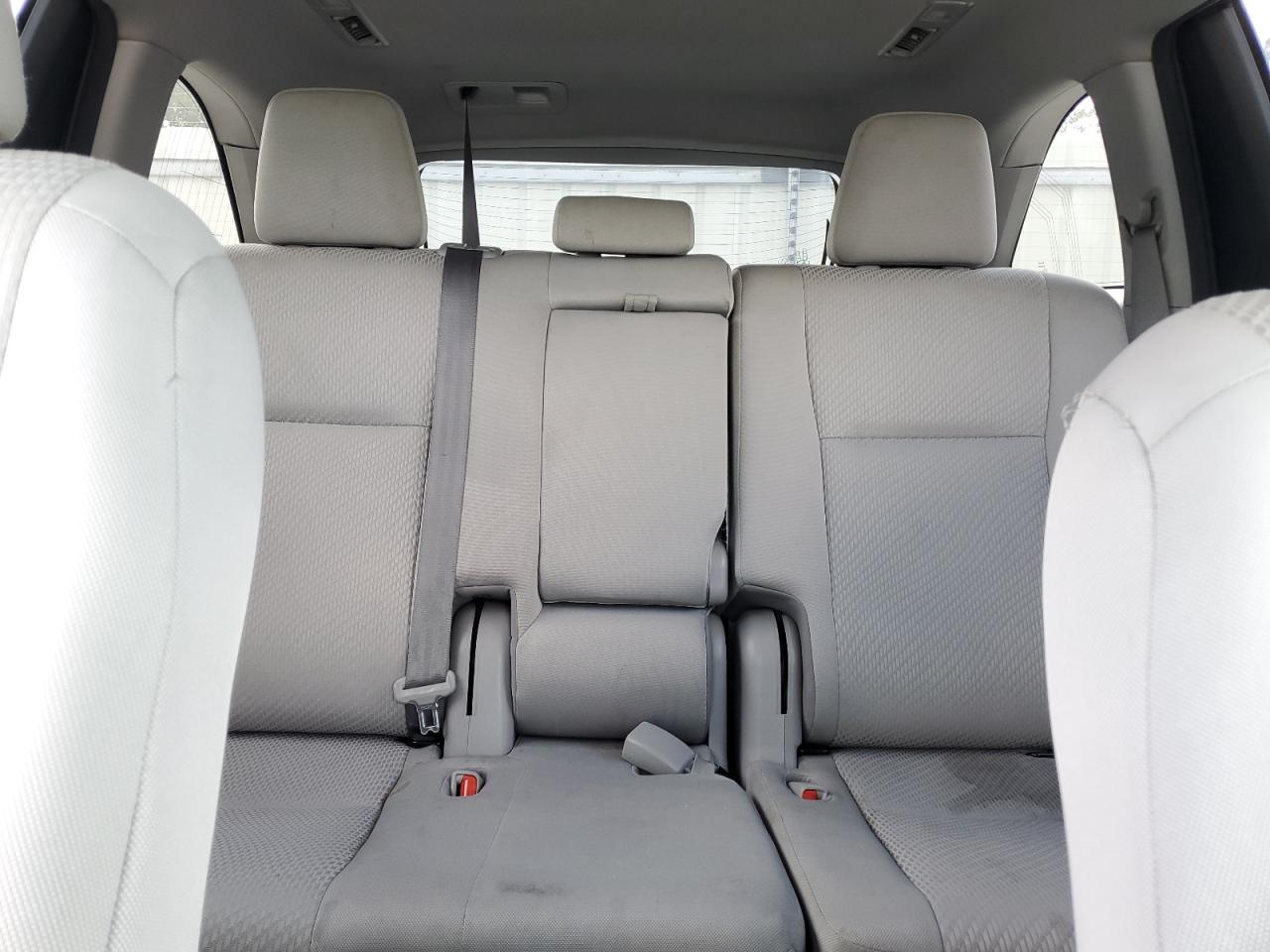 2018 Toyota Highlander Le VIN: 5TDZARFHXJS035584 Lot: 66956244