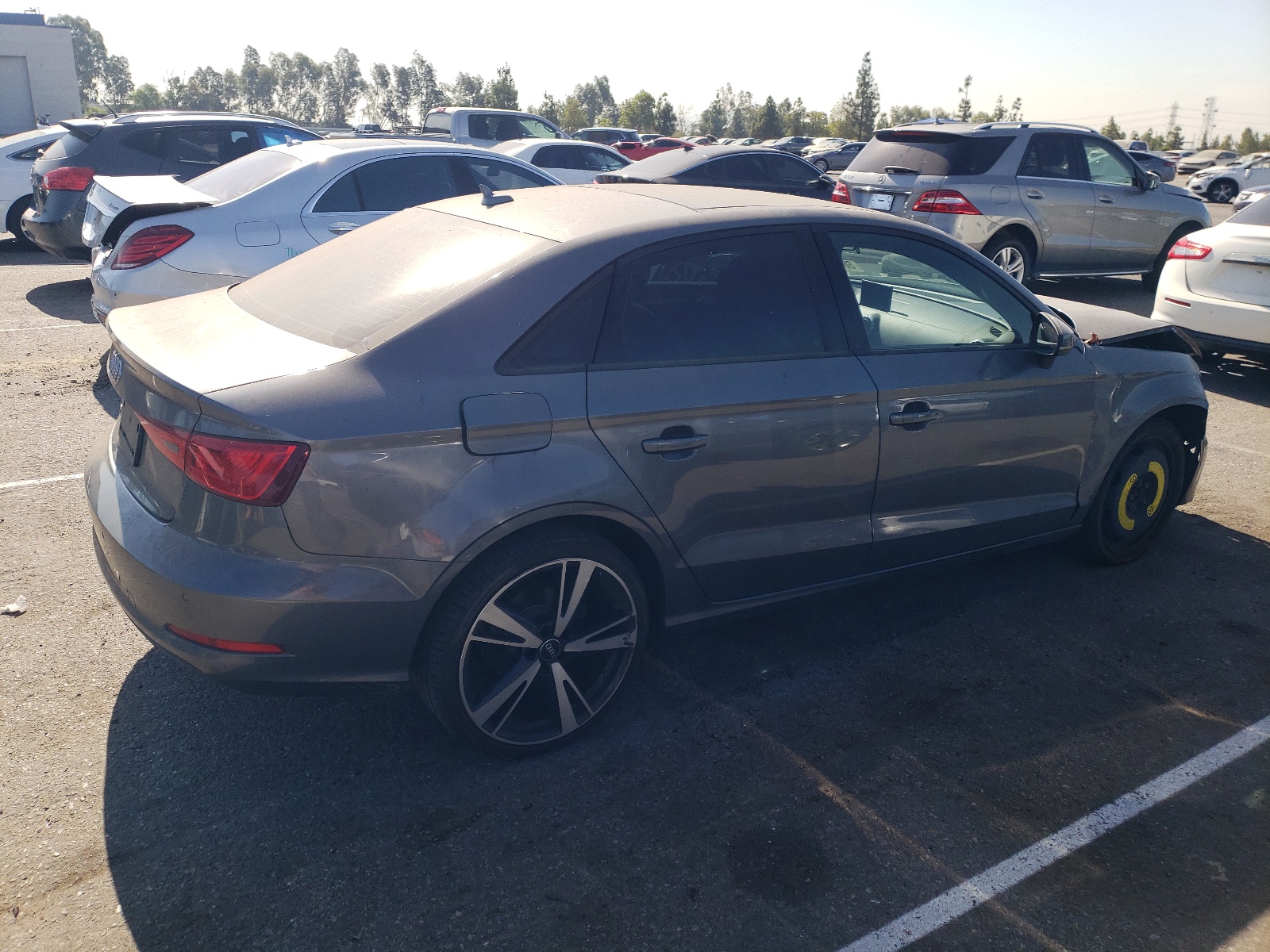 2016 Audi A3 Premium vin: WAUA7GFF0G1066019