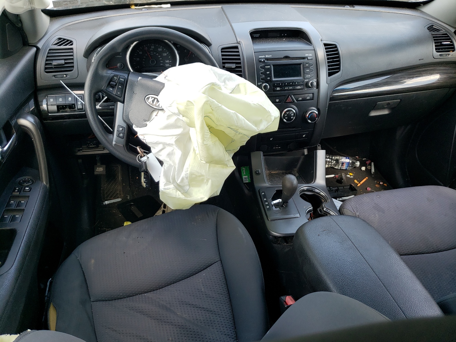 5XYKT3A63CG215164 2012 Kia Sorento Base