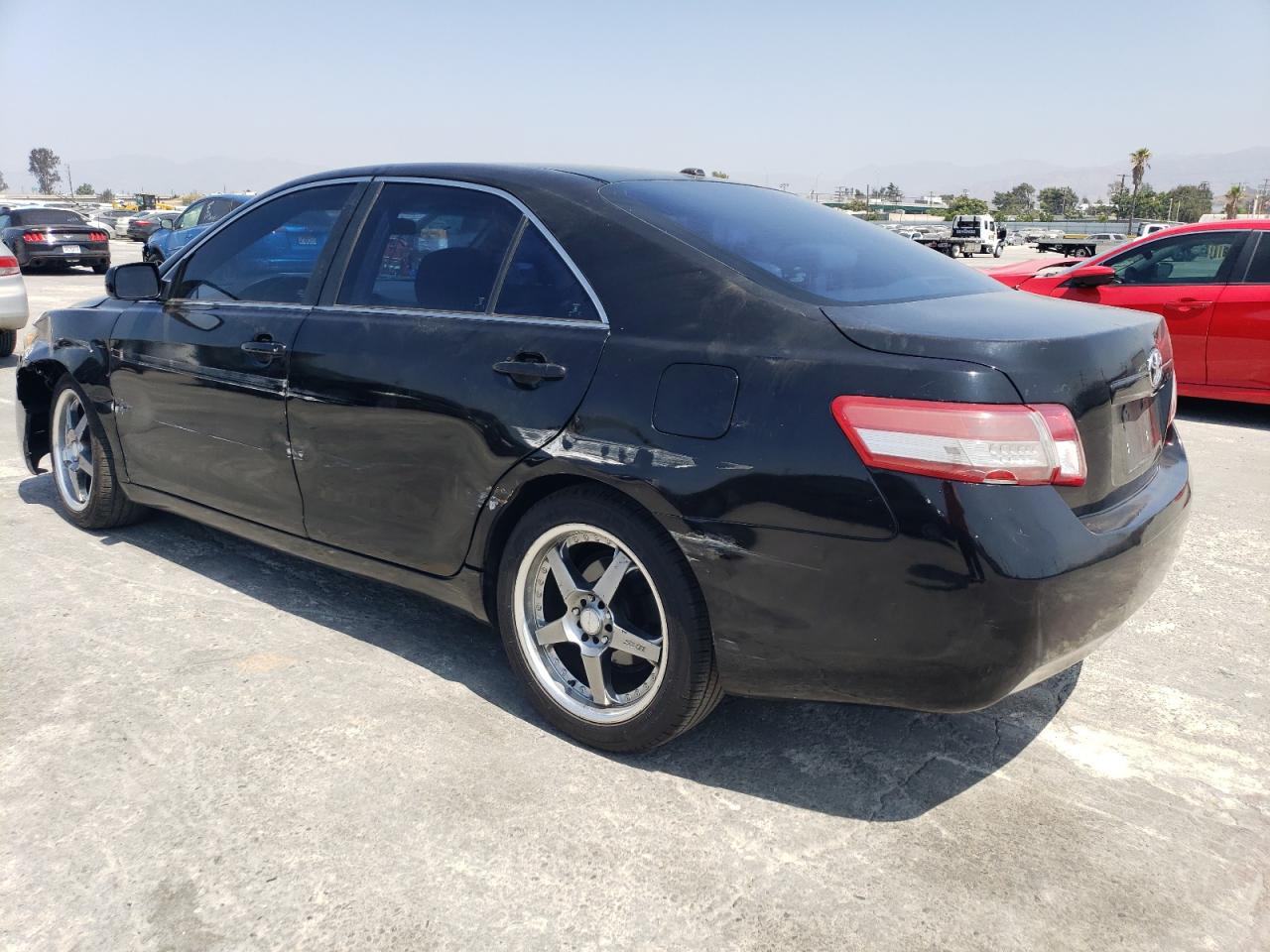 2011 Toyota Camry - Image 2