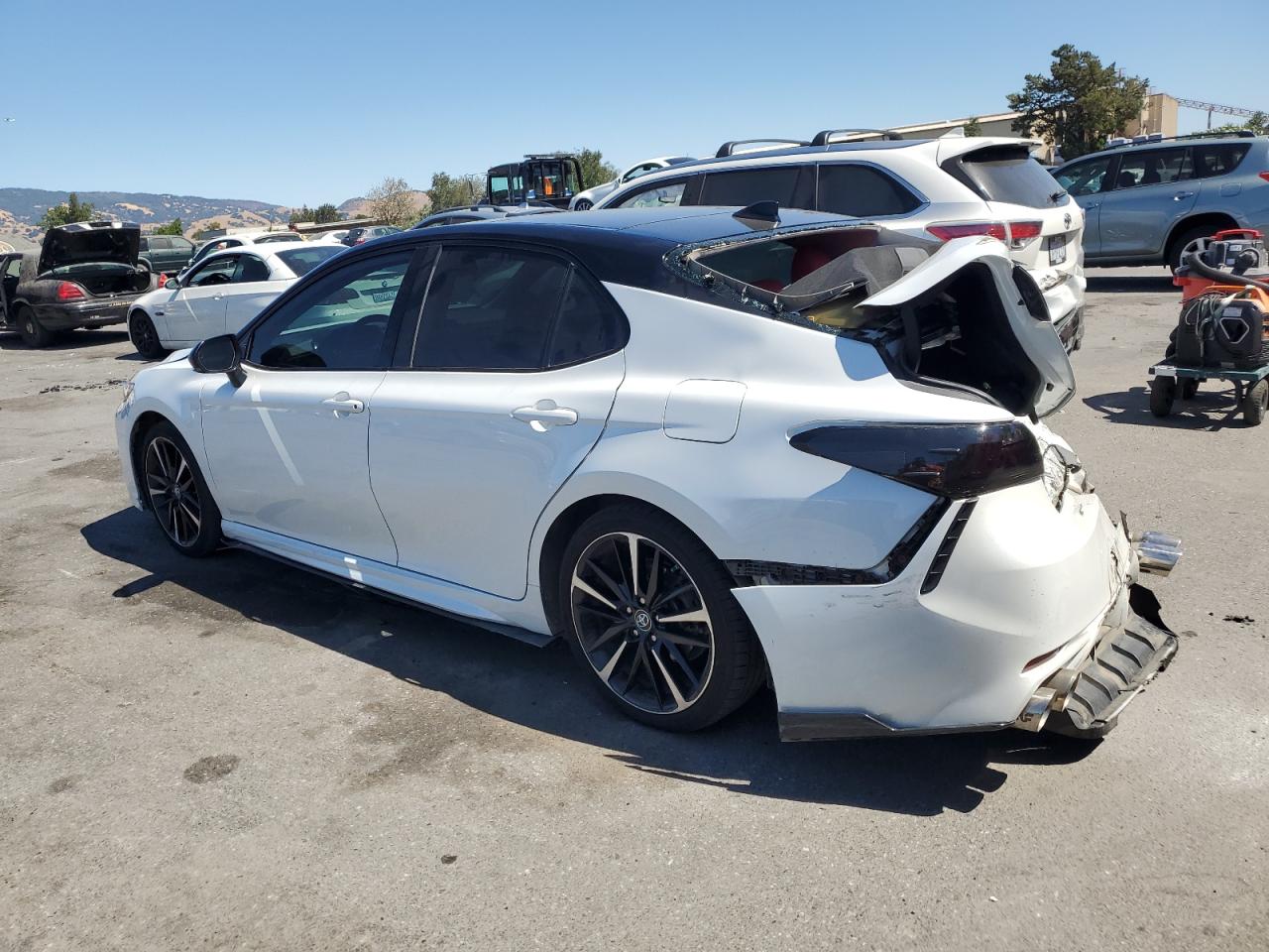 4T1B61HK3KU277168 2019 Toyota Camry Xse