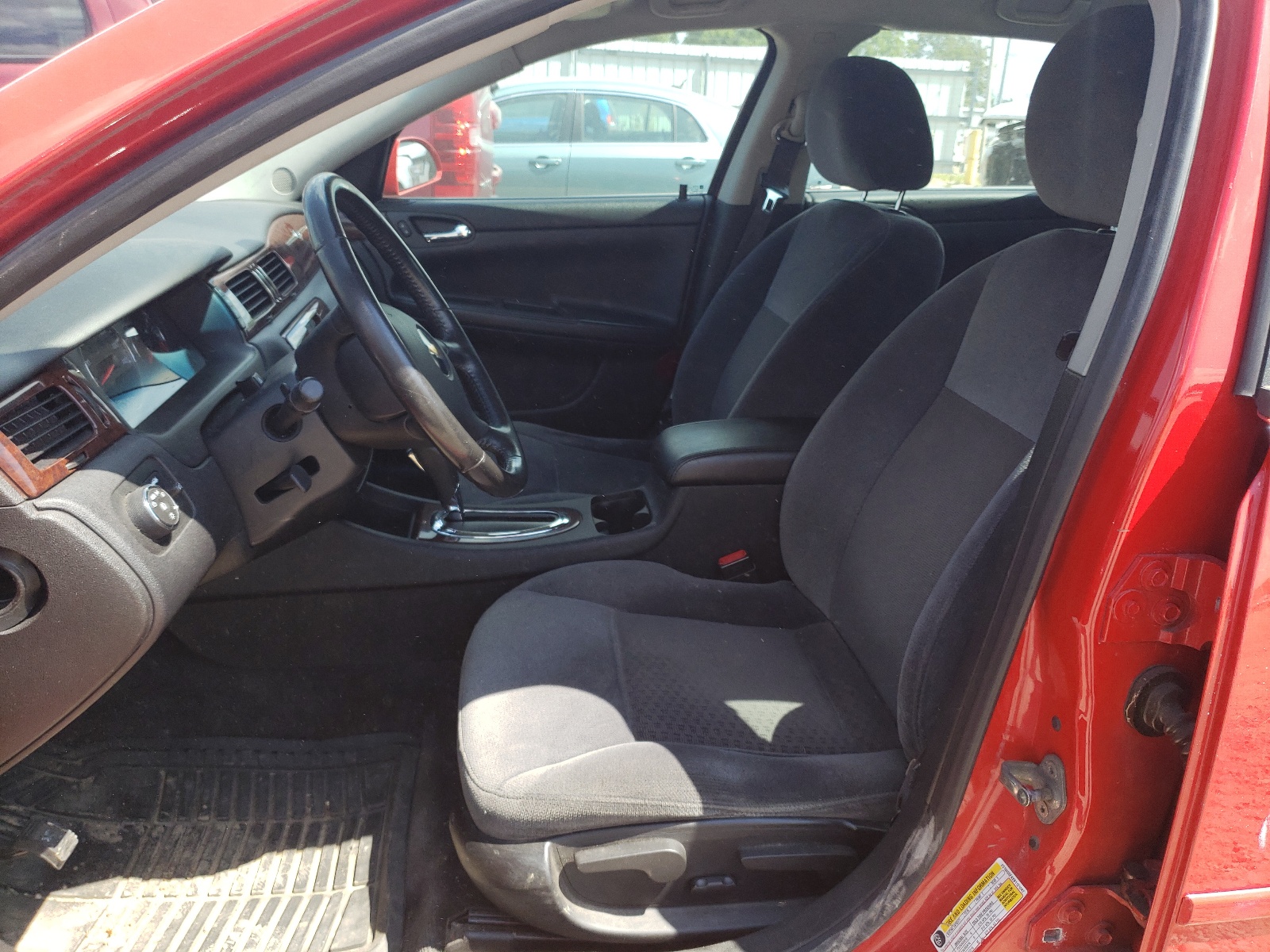 2G1WG5EKXB1121082 2011 Chevrolet Impala Lt