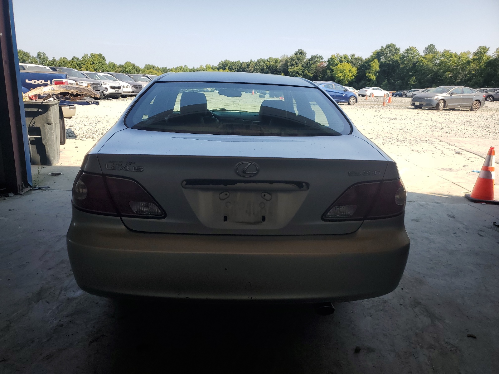 JTHBA30G440012550 2004 Lexus Es 330