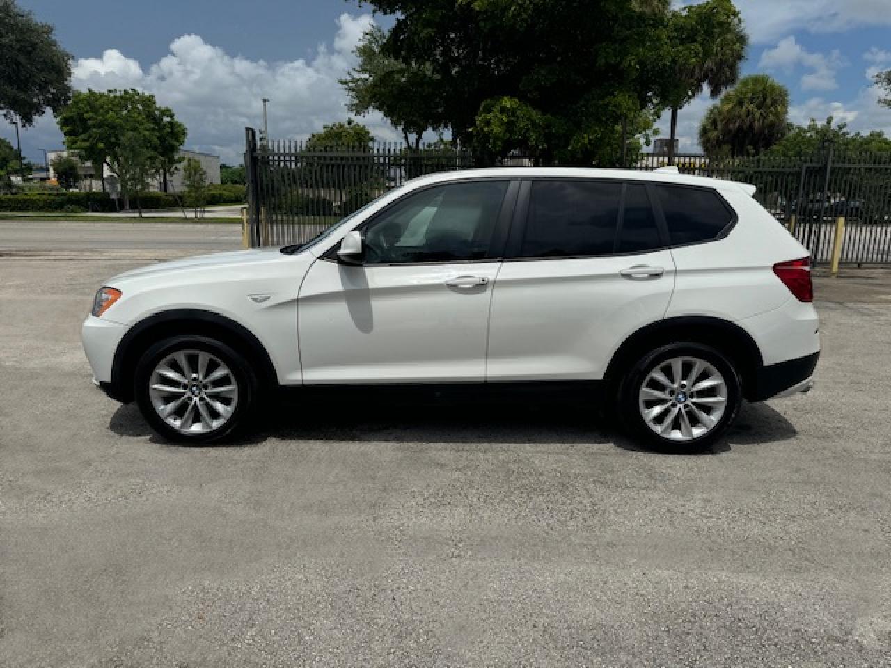 2014 BMW X3 xDrive28I VIN: 5UXWX9C52E0D32757 Lot: 69726644