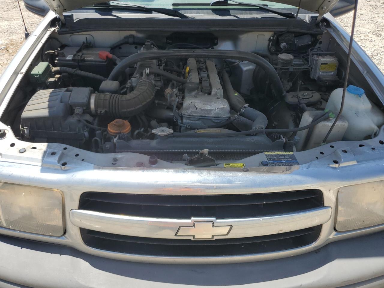 2CNBJ18C436948371 2003 Chevrolet Tracker