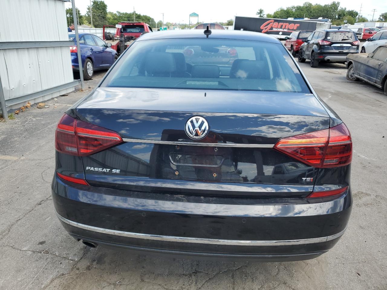 2017 Volkswagen Passat Se VIN: 1VWGT7A3XHC028533 Lot: 66661854