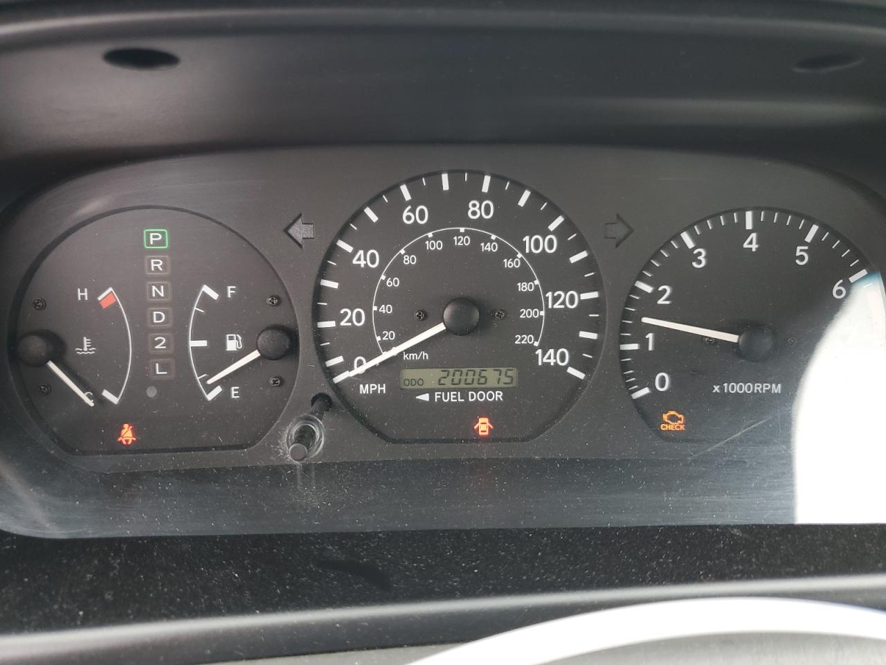 2000 Toyota Camry Ce VIN: JT2BG22K1Y0520517 Lot: 66869374