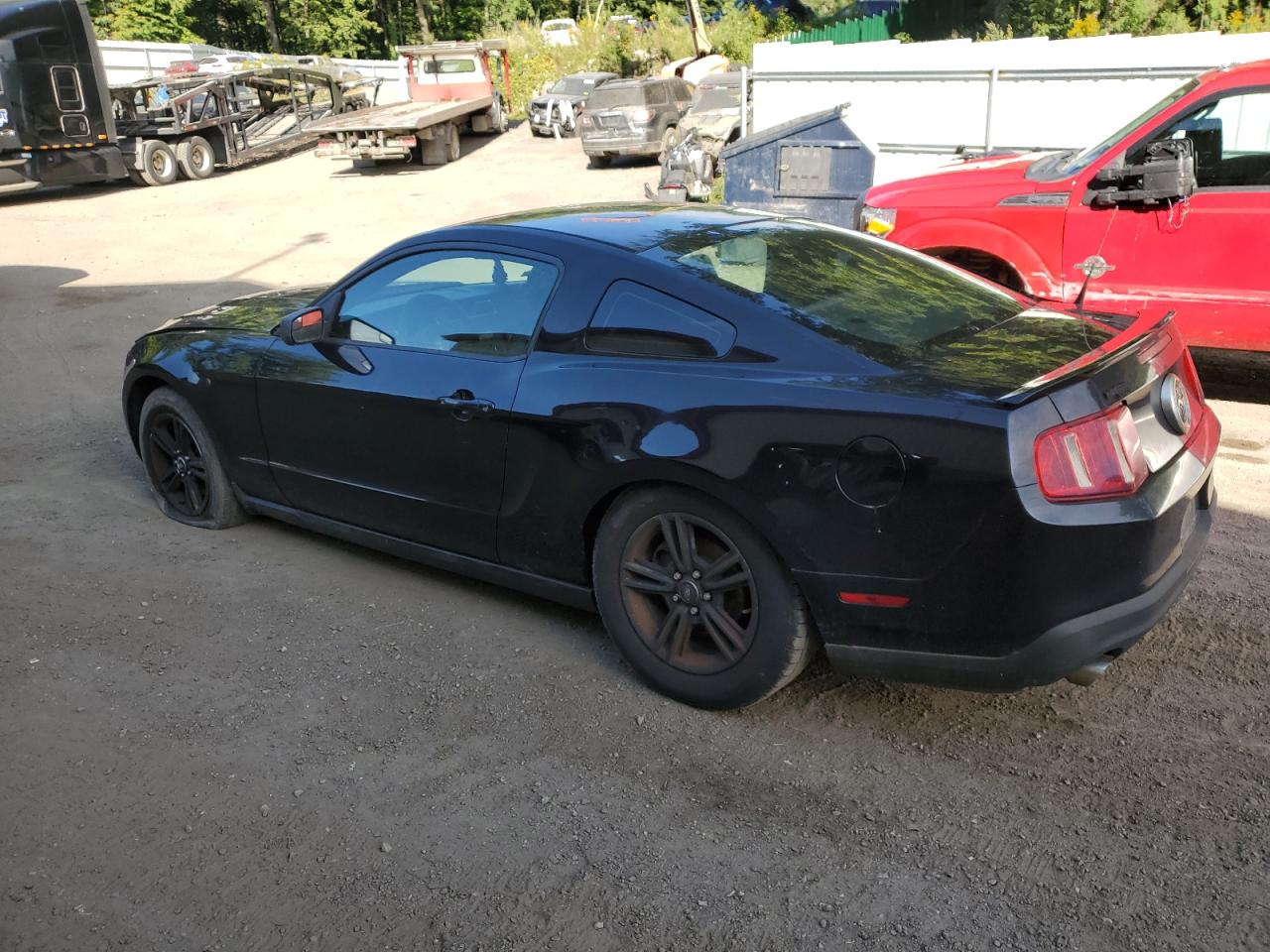 2012 Ford Mustang - Image 2