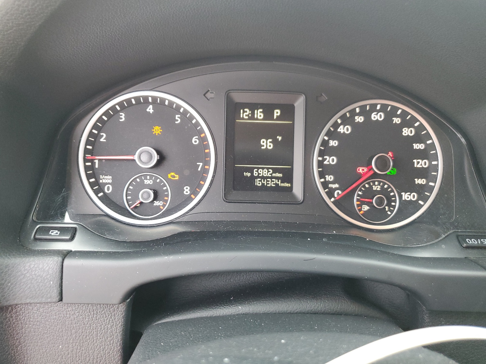 WVGAV7AX8AW531631 2010 Volkswagen Tiguan S