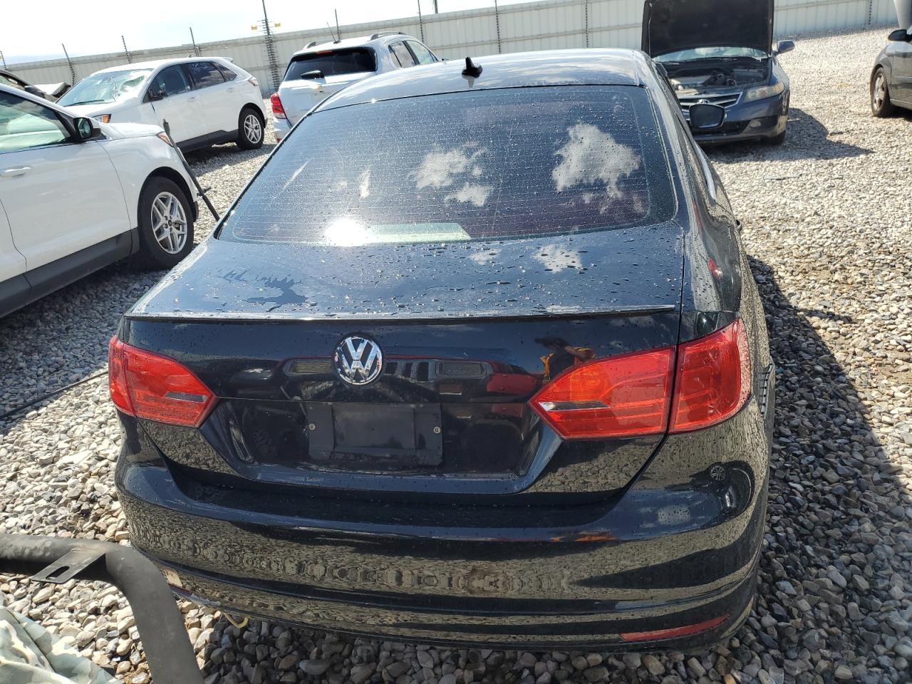 3VWLX7AJ4BM310450 2011 Volkswagen Jetta Sel