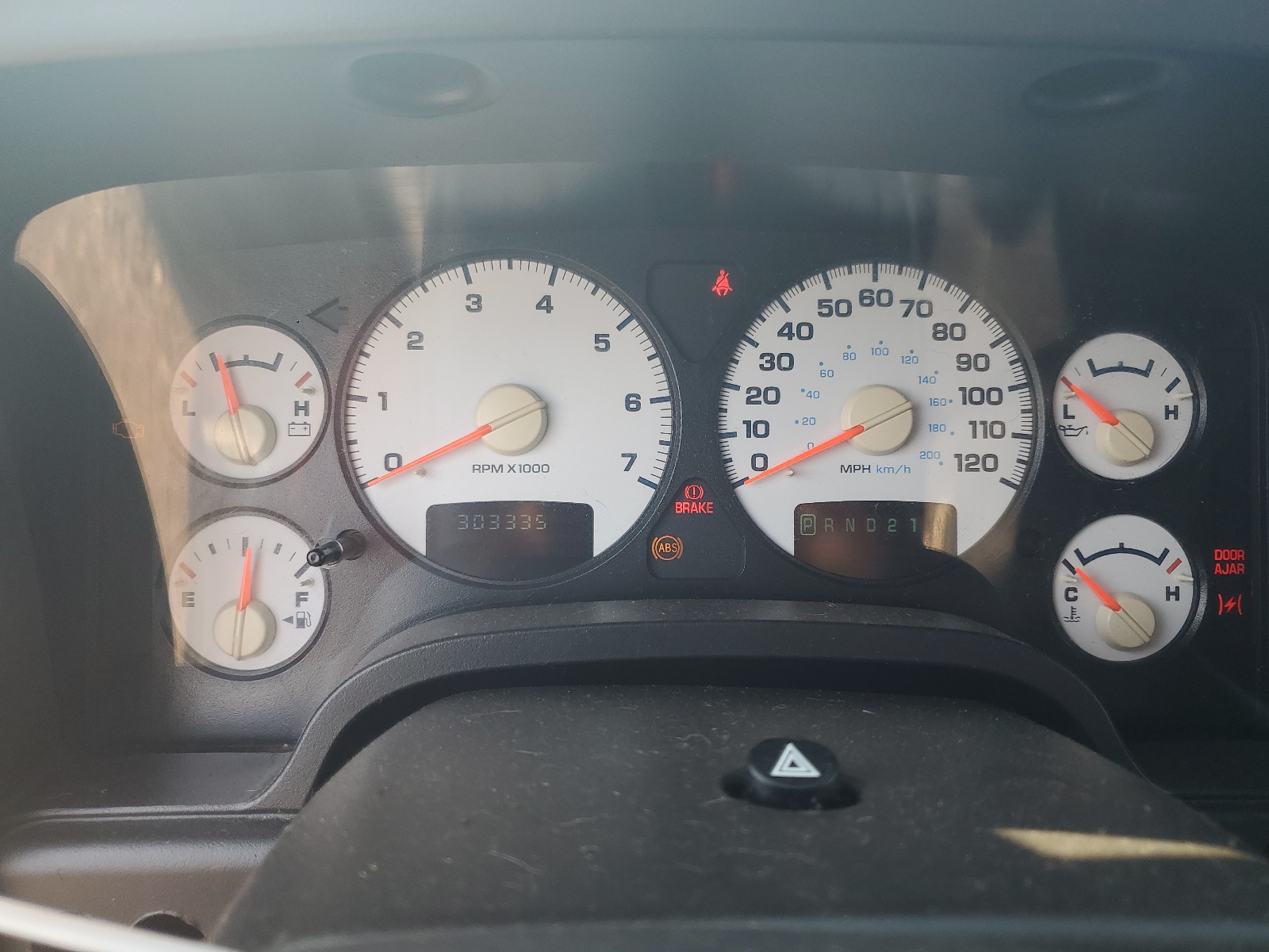 1D7HA18D34S589218 2004 Dodge Ram 1500 St