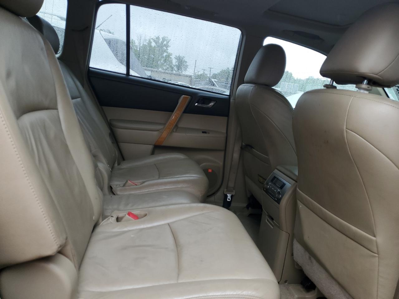 2009 Toyota Highlander Hybrid Limited VIN: JTEEW44A192028272 Lot: 66335824