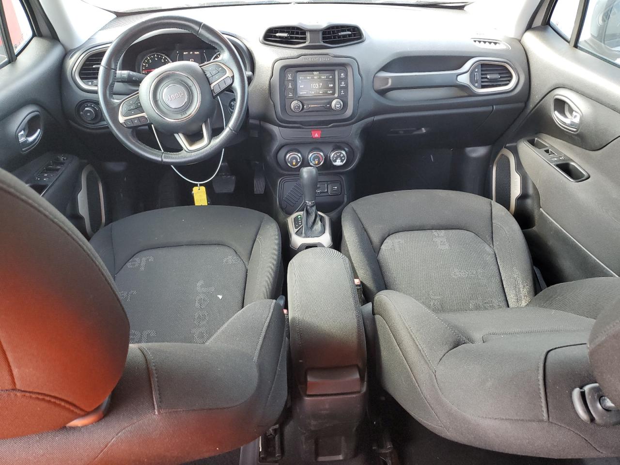 ZACCJABTXGPD98233 2016 Jeep Renegade Latitude