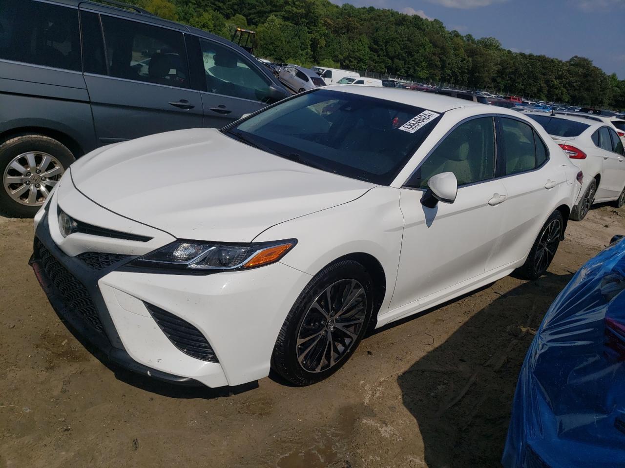 JTNB11HK7J3006729 2018 TOYOTA CAMRY - Image 1