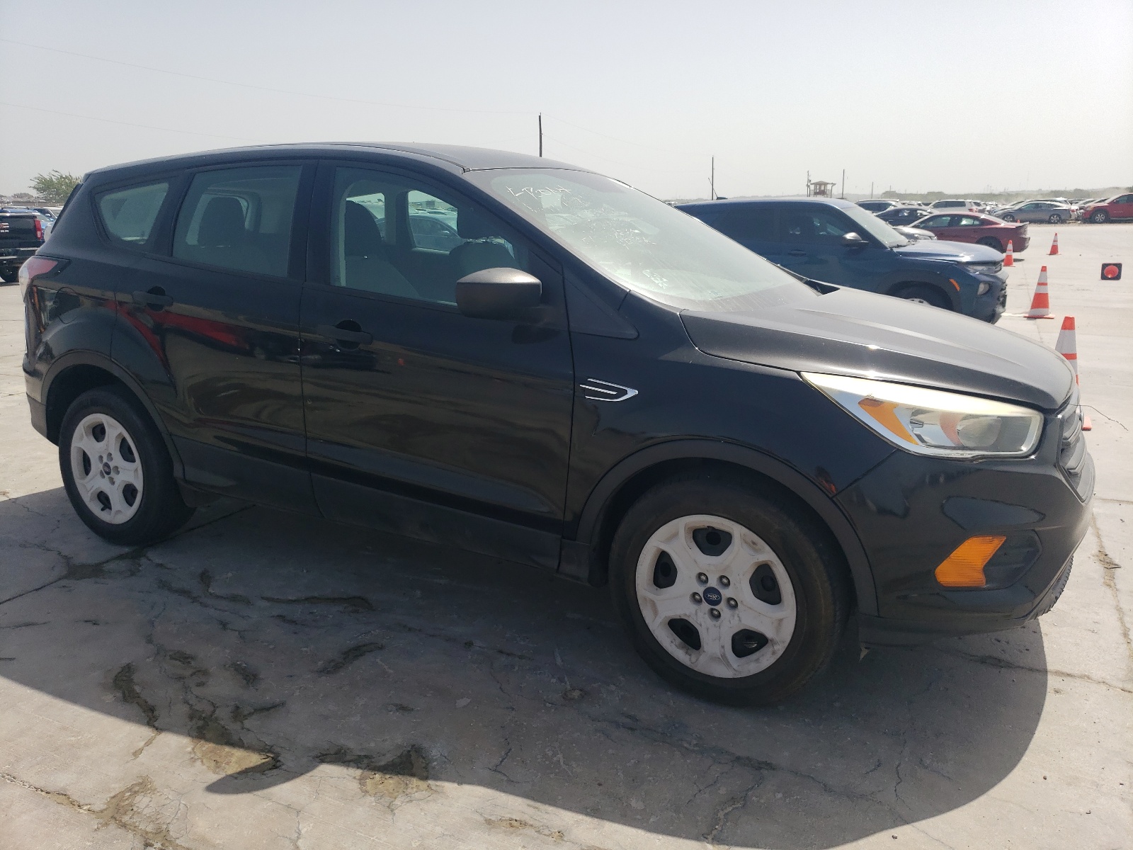 2017 Ford Escape S vin: 1FMCU0F72HUC72961