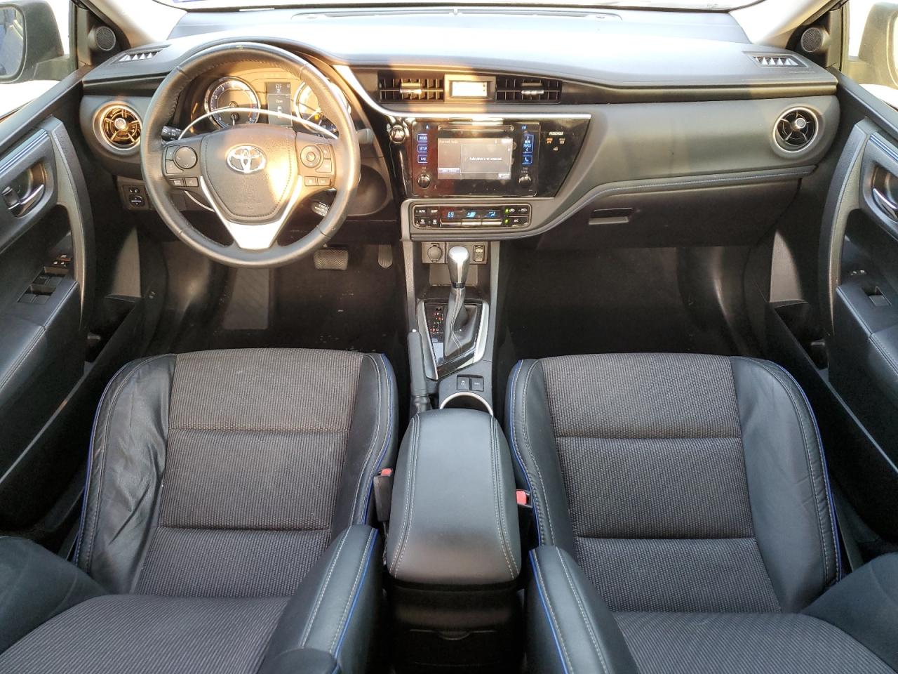 2017 Toyota Corolla - Image 8