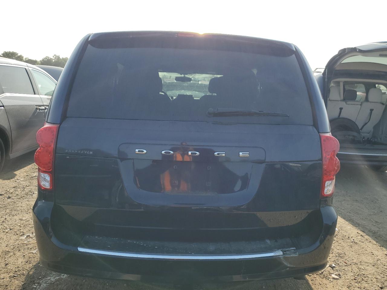 2C4RDGBG8FR653785 2015 Dodge Grand Caravan Se