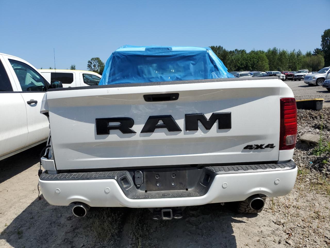 2017 RAM 1500 - Image 6