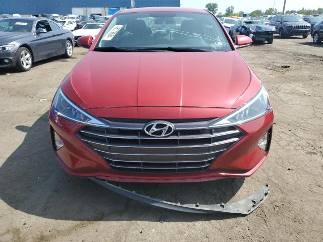  HYUNDAI ELANTRA 2019 Червоний