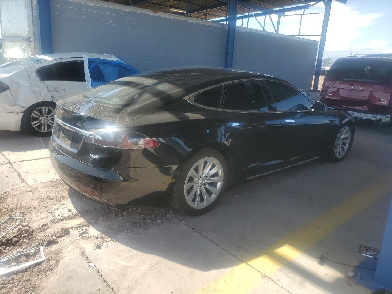 5YJSA1E24KF305706 2019 Tesla Model S