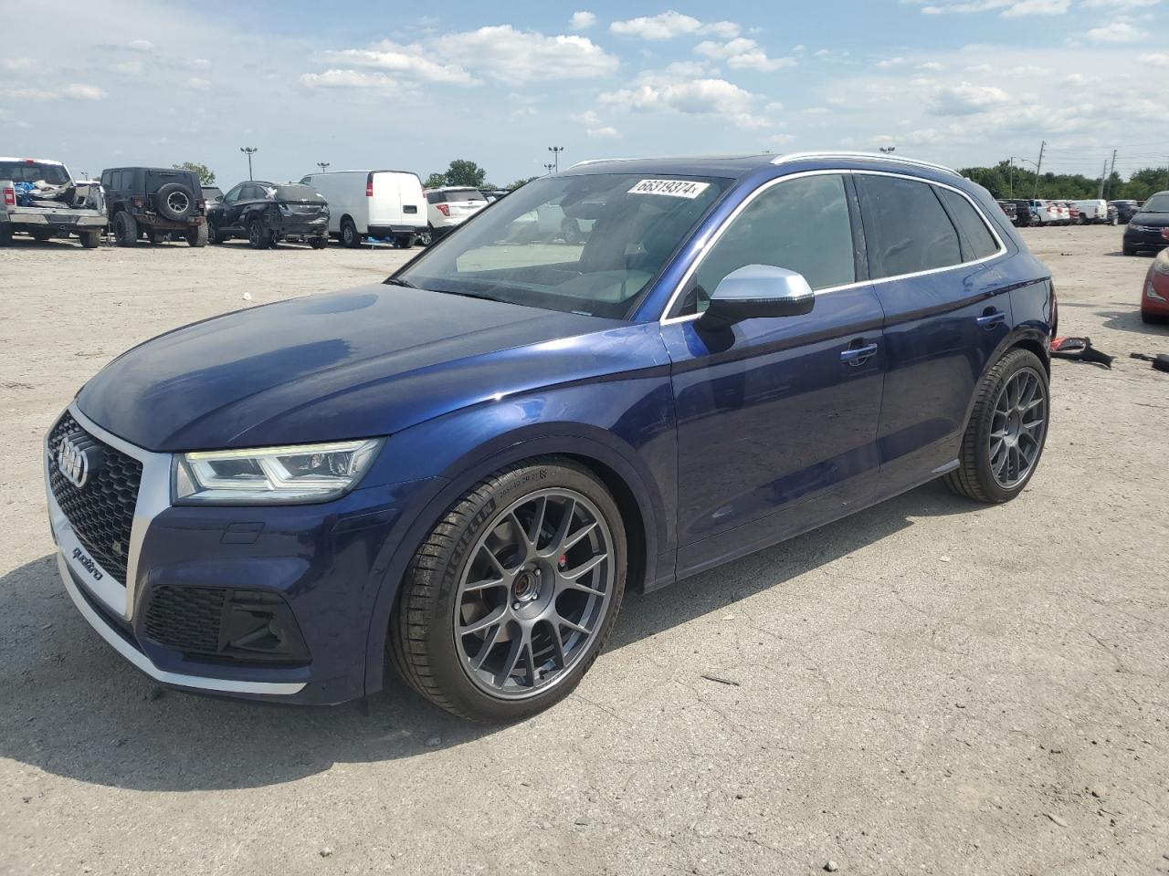 WA1A4AFY5J2009191 2018 Audi Sq5 Premium Plus