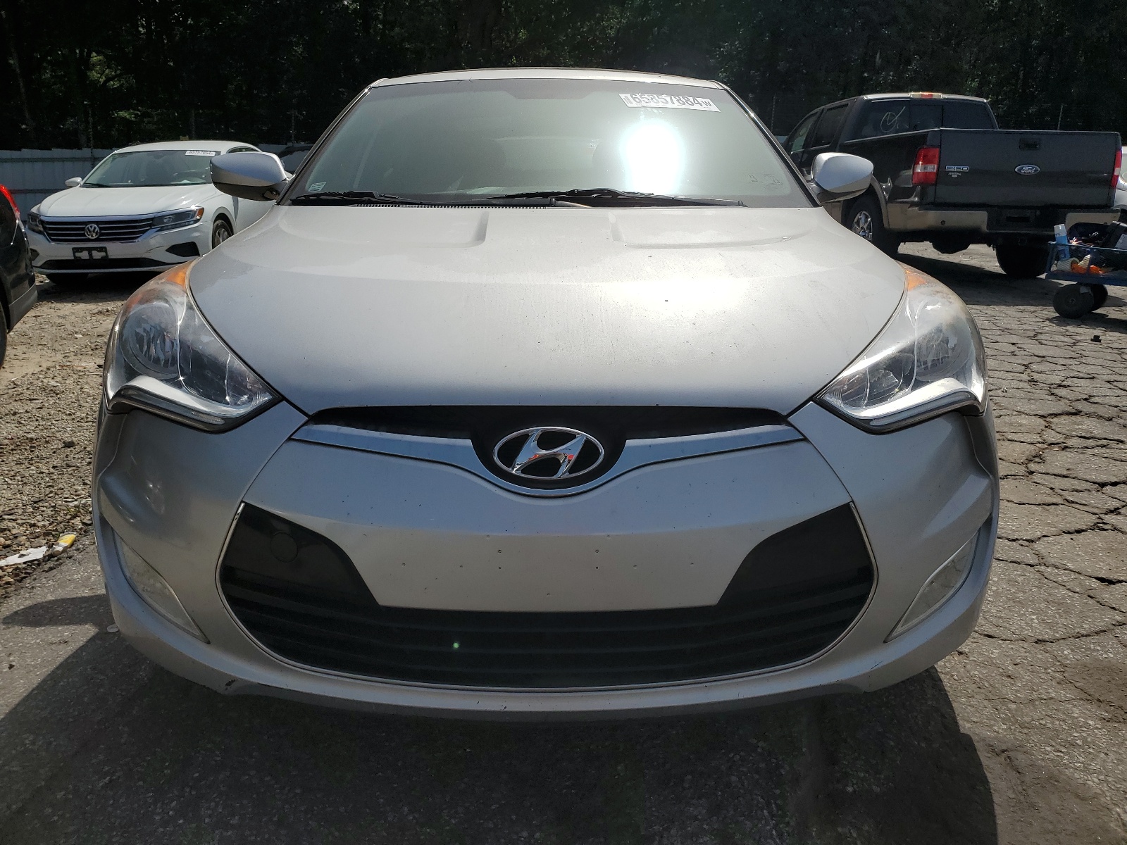 2016 Hyundai Veloster vin: KMHTC6AD5GU292235