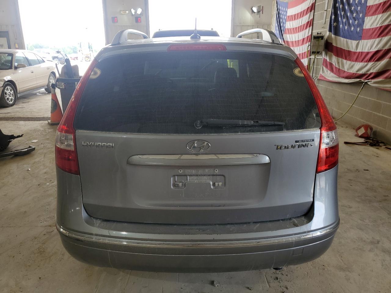 2012 Hyundai Elantra - Image 6